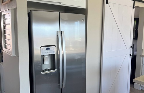 Fullerton Apartamento | The All New OC View Studio View for You! 15 min to Disney! Hiking & More