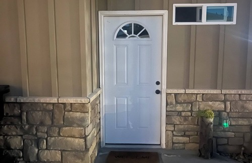 Fullerton Apartamento | The All New OC View Studio View for You! 15 min to Disney! Hiking & More