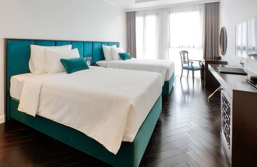 Hon Gai Hotel | The Almin Hotel