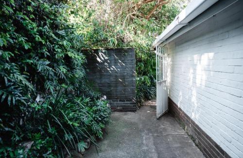 Durban North Apartamento | The Aloe Cottage