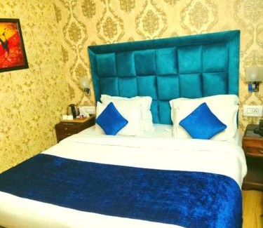 Naddi Hotel | The Alpine Hotel