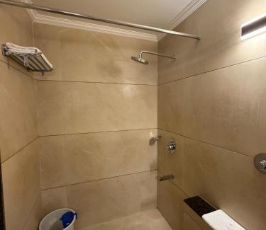 Shivajinagar Hotel | The Ambassador Hotel Pune