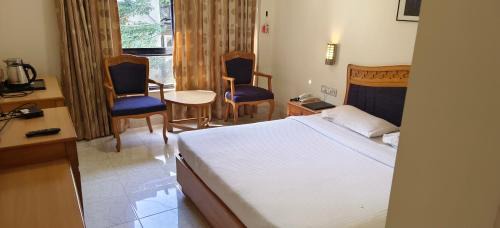 Shivajinagar Hotel | The Ambassador Hotel Pune