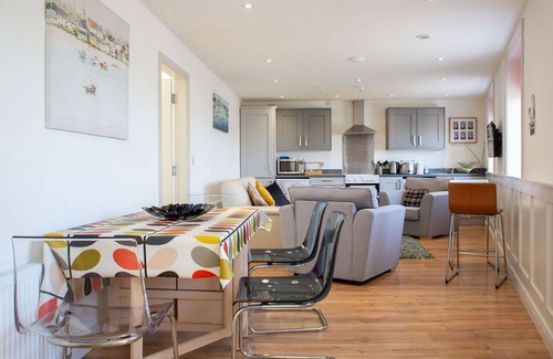 Ardglass Apartamento | Vista al Puerto-Apartamento-Estándar-Baño Privado
