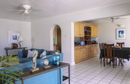 Rodney Bay Condominio | The Anchorage #5 a 2 bedroom Waterfront Condo in Rodney Bay 2 Condo by RedAwning