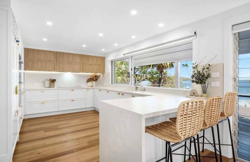 Wrights Beach Casa | 'The Anchorage' – Exclusive Beachfront Retreat