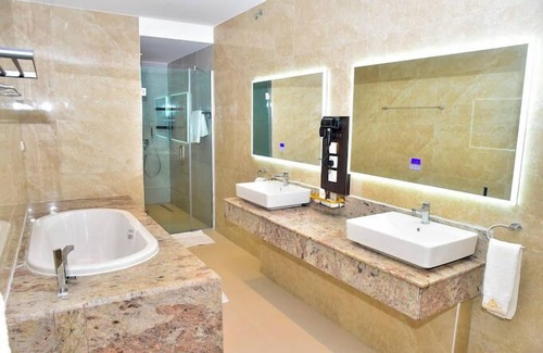 Independence Layout Hotel | The Andover Hotel