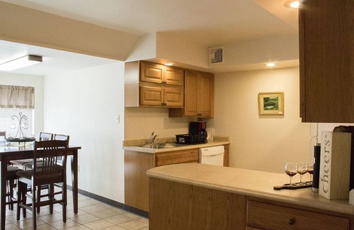 Mount Holly Springs Apartamento | The Angler’s Nest es un espacioso apartamento completamente amueblado de 1400 pies cuadrados