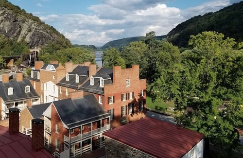 Bolivar Casa | The Annex: A time to remember in Harpers Ferry