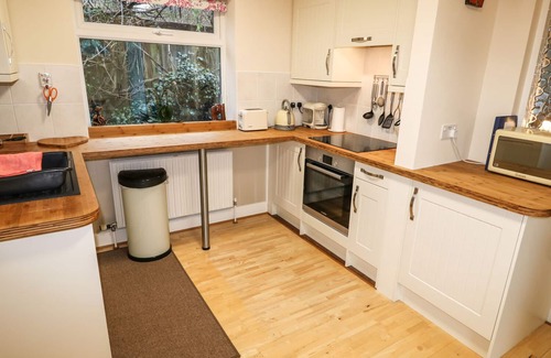 Poringland Cabaña | The Annex at 60 Rectory Lane