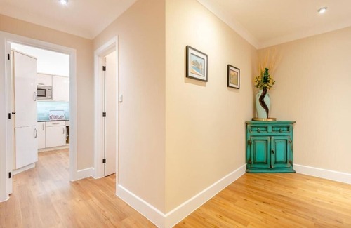 Wimborne Cabina | The Annex at Merley Mews