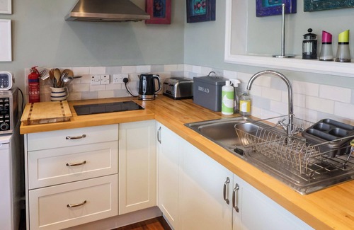 Lyme Regis Cabaña | The Apartment at Queen Anne's Lodge