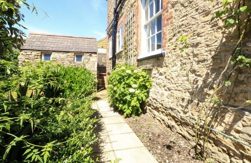 Weymouth Cabaña | The Apple Loft at Jordan House