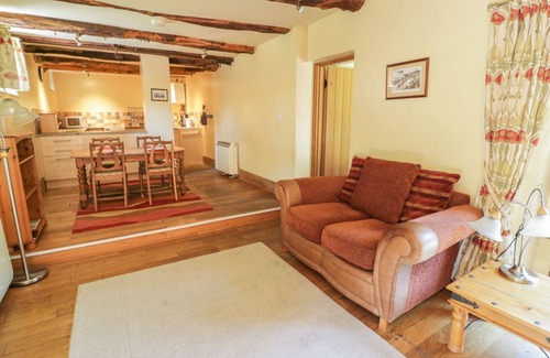 Whitchurch Cabaña | THE APPLE STORE, pet friendly in Whitchurch, Herefordshire