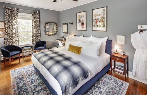Historic Montford Cama Y Desayuno | The Applewood Manor
