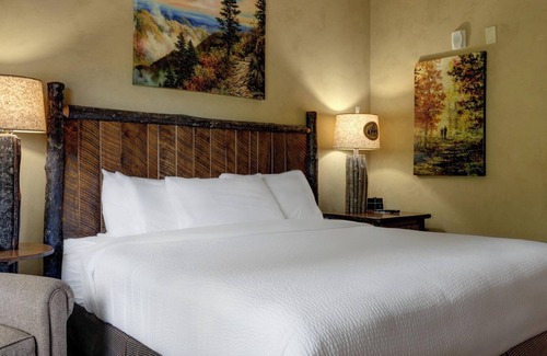 Gatlinburg Hotel | The Appy Lodge