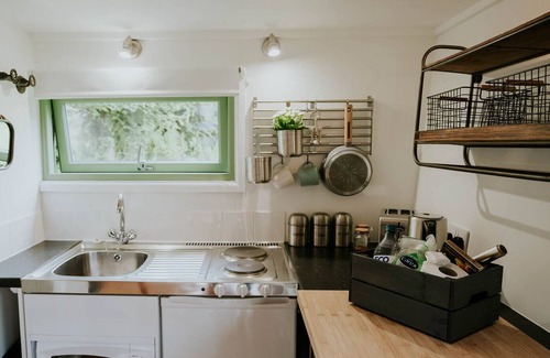 Camborne Cabina | 'The Arc' Self-contained eco hut, Nr St Ives, Cornwall