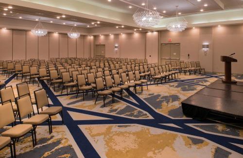 Downtown St. Louis Hotel | The Arch Convention Hotel