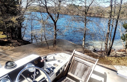 Goshen Alquiler De Eote | The Ark at StBabs Grande Retreat on Lake Safe Haven (Jersey Cape)