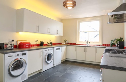Ashburton Casa | The Armourers Forge, Ashburton