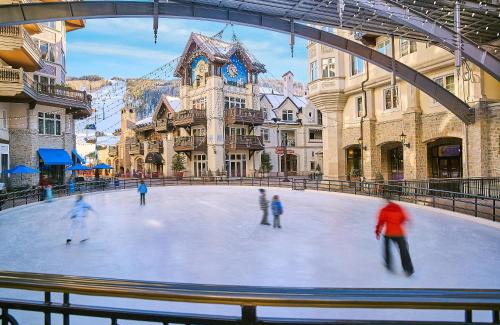 Vail Complejo | The Arrabelle at Vail Square, a RockResort