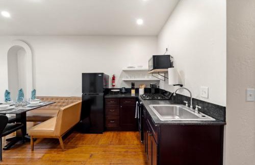 East Village Apartamento | The Artifact