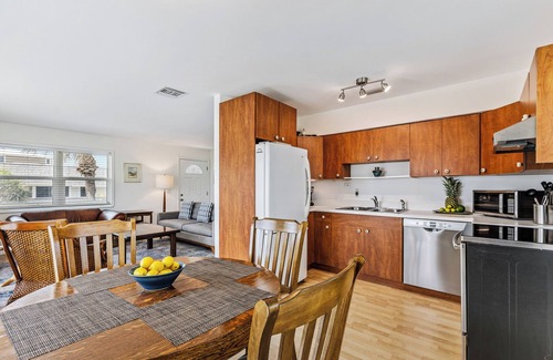 New Smyrna Beach Casa | 6298S - La casa de playa del artista