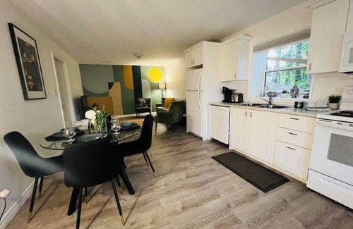 Bancroft Casa | The Artistry | Riverfront | Luxury & Comfort Await