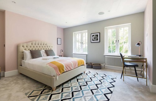 Windlesham Apartamento | The Ascot Retreat - Spacious 3BDR Home with Parking & Garden
