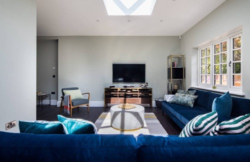 Windlesham Apartamento | The Ascot Retreat - Spacious 3BDR Home with Parking & Garden