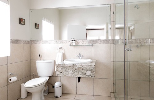 Parkwood Casa | The Ashford Guesthouse