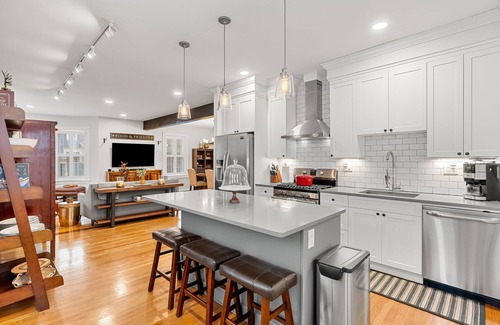 St. Marks Condominio | 🎖The Ashmont Suite - Close to Subway + Downtown🎖
