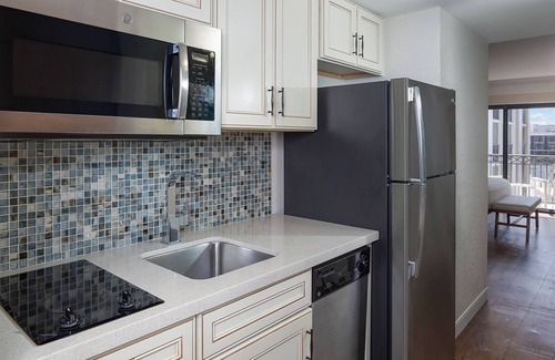 Delray Beach Hotel | The Atlantic Suites on the Ave