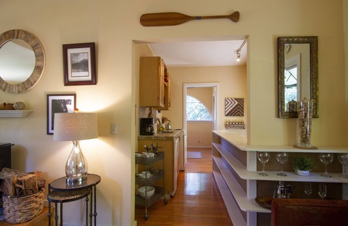 Forestville Cabina | The Attic At The Red Chateau - En el corazón del Russian River Wine Valley