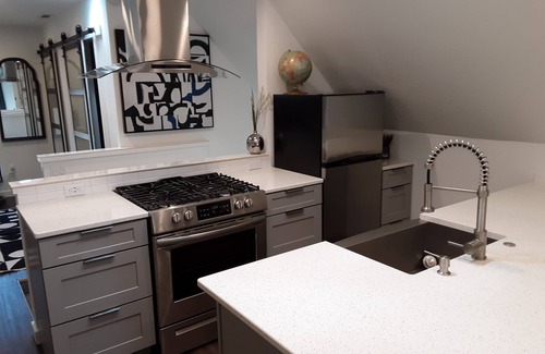 Omaha Casa | The "ATTIC" at Westchester 1 bed apartment