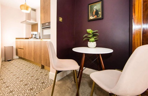 Askrigg Apartamento | The Austin Suite at Skeldale House