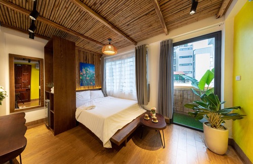 Truc Bach Hotel | La habitación Autumn Homestay-LAKE VIEW, con balcón, al lado del WEST LAKE