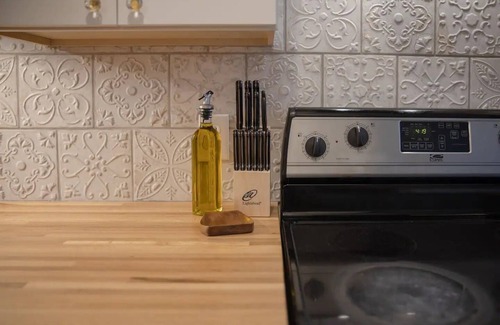 Grandview Heights Casa | The Avalon (D)- King Bed- Hot Tub- Near OSU