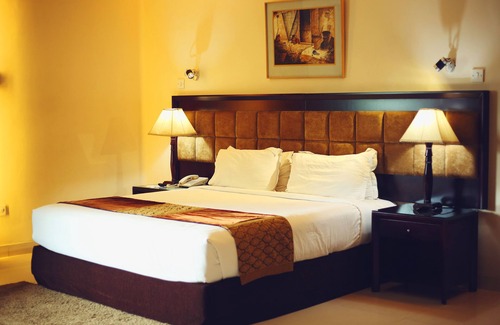 Chittagong Hotel | The Avenue Hotel and Suites