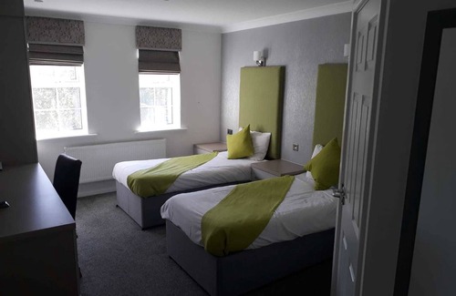 Blackburn Hotel | The Avenue Hotel