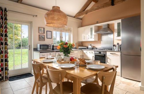 Sculthorpe Casa | The Avocet Cottage