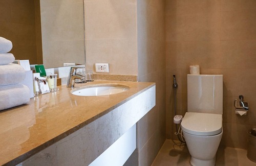 Alabang Hotel | The B Hotel