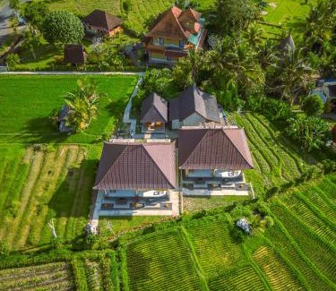 Sidemen Cabina | The babakan accommodations