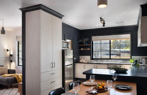 Hepburn Casa | The Bach- dog friendly with lovely bush views