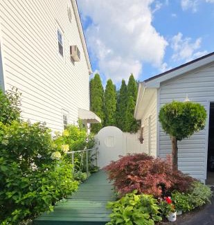 Fenton Apartamento | The Back Porch
