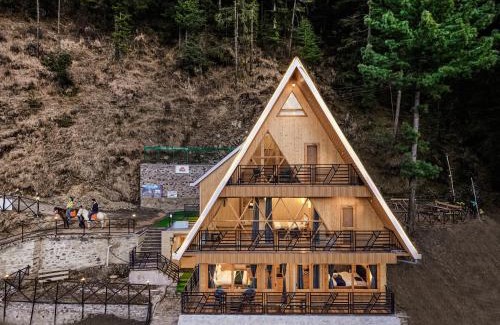 Theog Cabina | The Bagh Kufri