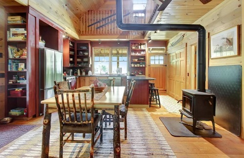Warren Casa | The Baker River Chalet