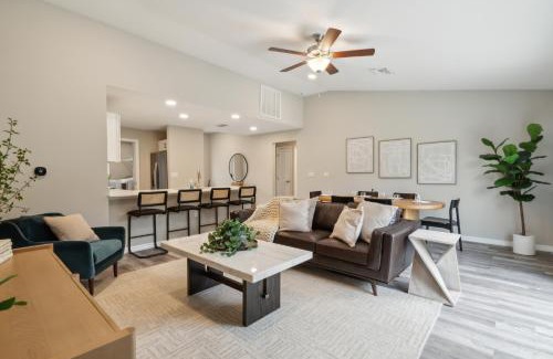 North Port Casa | The Balboa - Modern Luxury Getaway