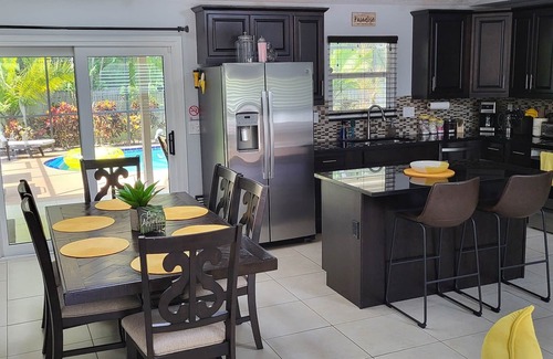 Merritt Island Casa | The Banana Cabana - A Tropical Florida Escape with Heated Pool!
