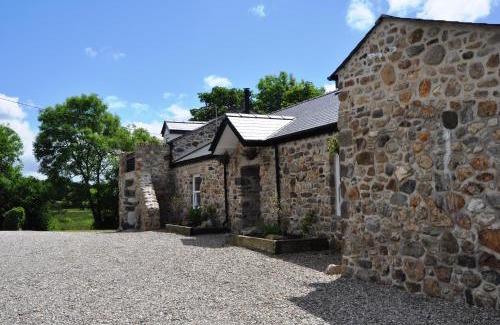 Bodffordd Casa | The Barn at Cae Bach